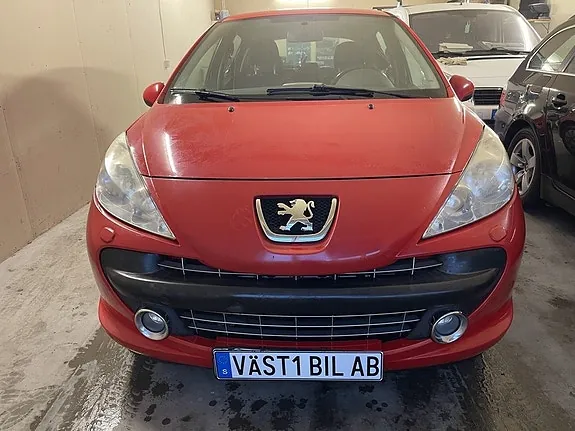 Peugeot 207 2008 photo 2
