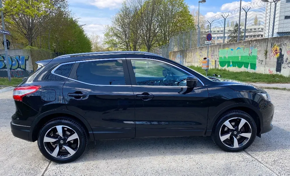 Nissan Qashqai 2017 photo 2