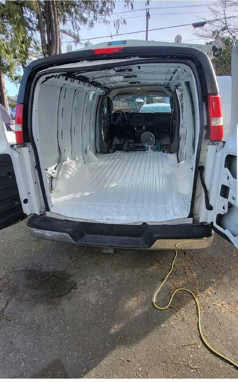 GMC Savana 2016 photo 5