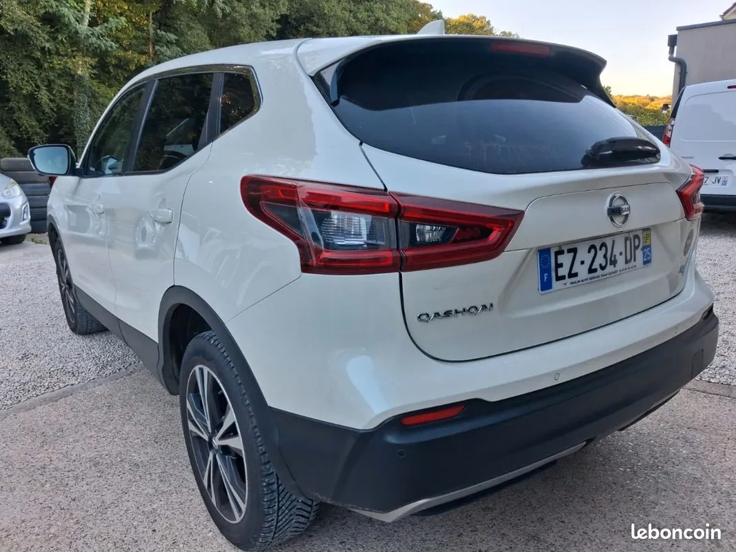 Nissan Qashqai 2018 photo 3