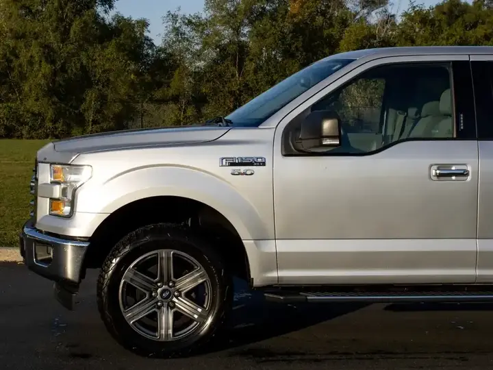 Ford F-150 2015 photo 2