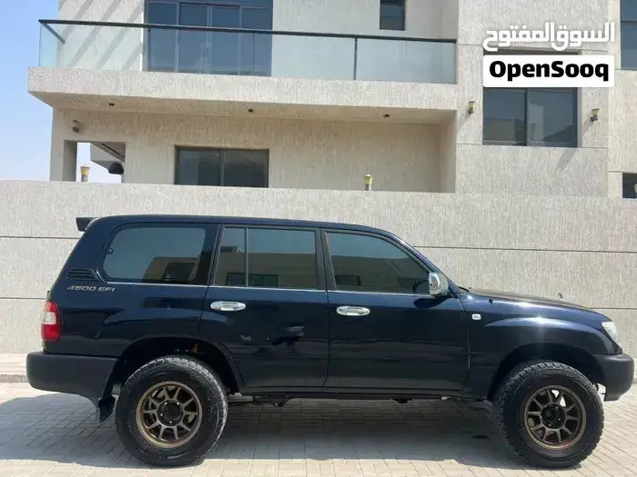 Toyota Land Cruiser 2005 photo 3