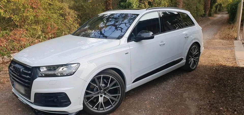Audi Sq7