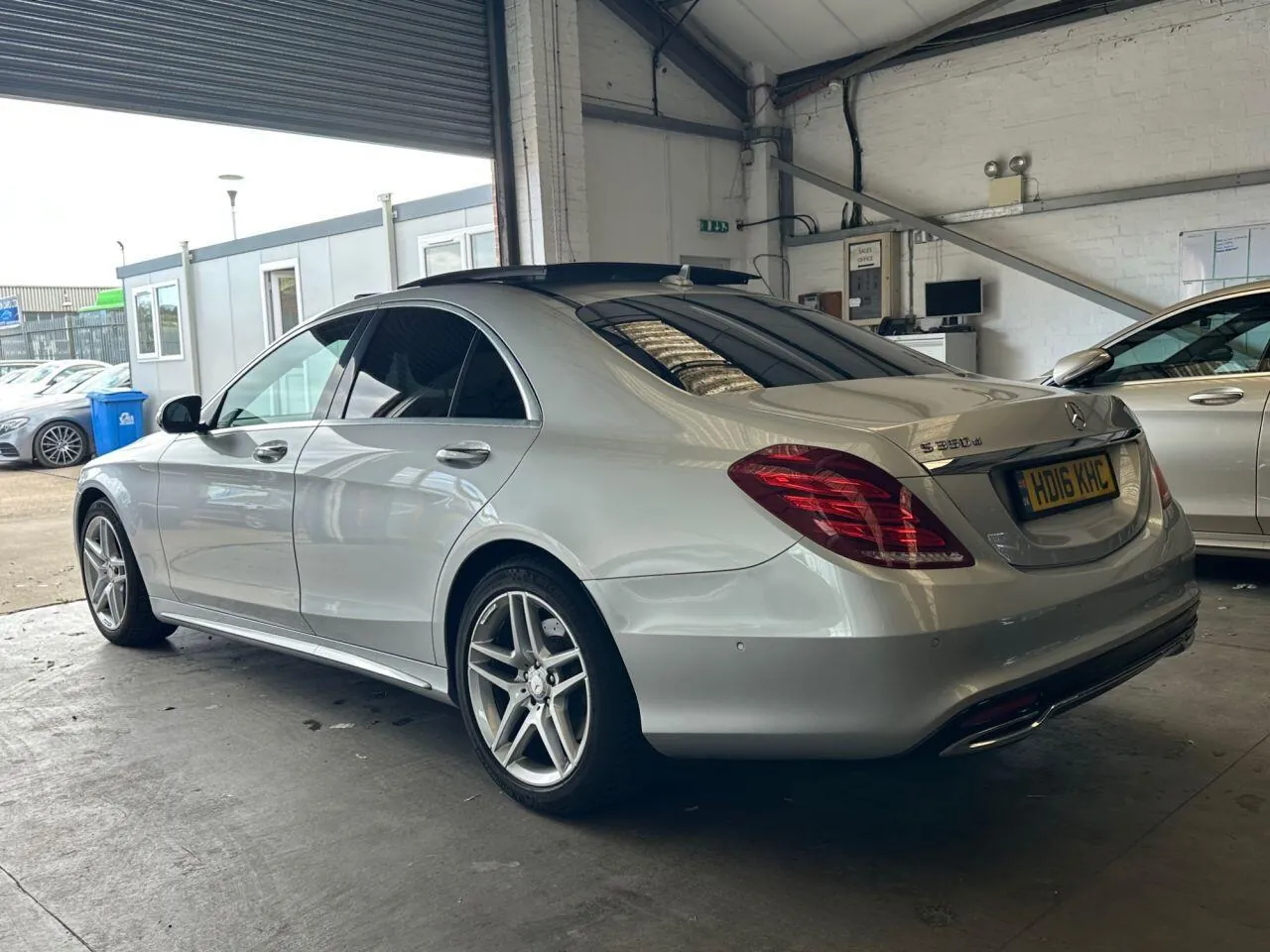 Mercedes-Benz S-Class 2016 photo 4
