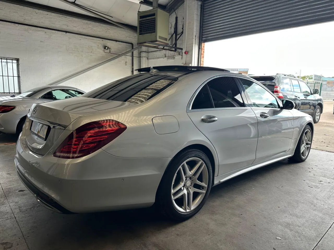 Mercedes-Benz S-Class 2016 photo 2