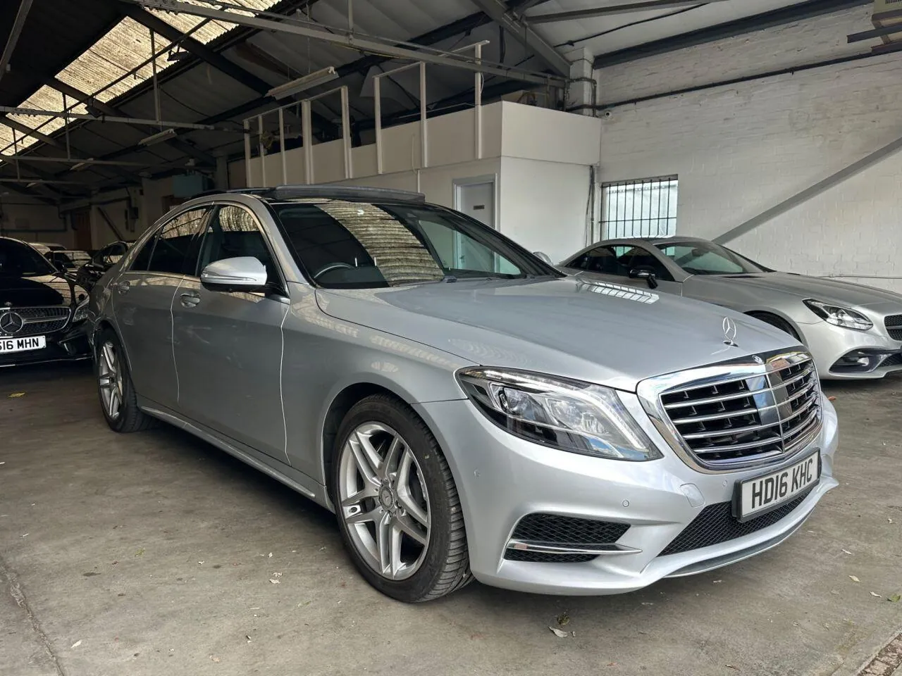Mercedes-Benz S-Class