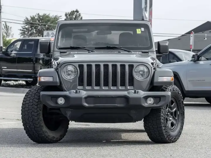 Jeep Wrangler 2019 photo 2