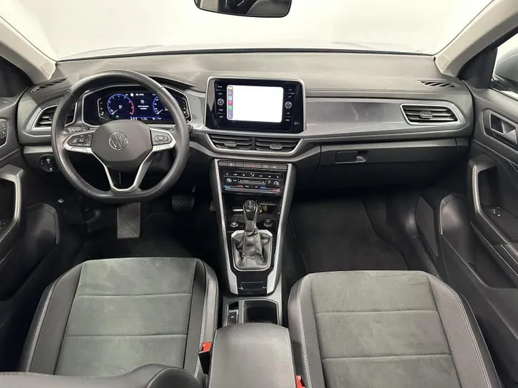 Volkswagen T-Roc 2022 photo 2