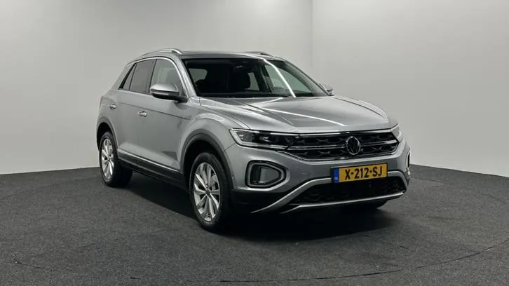 Volkswagen T-Roc 2022 photo 3