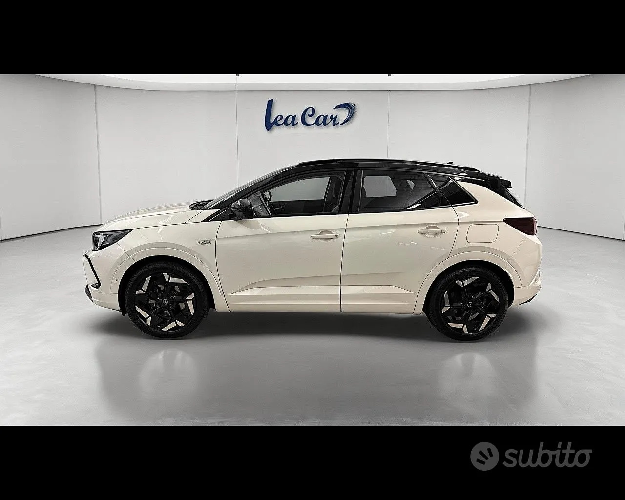 Opel Grandland 2023 photo 2