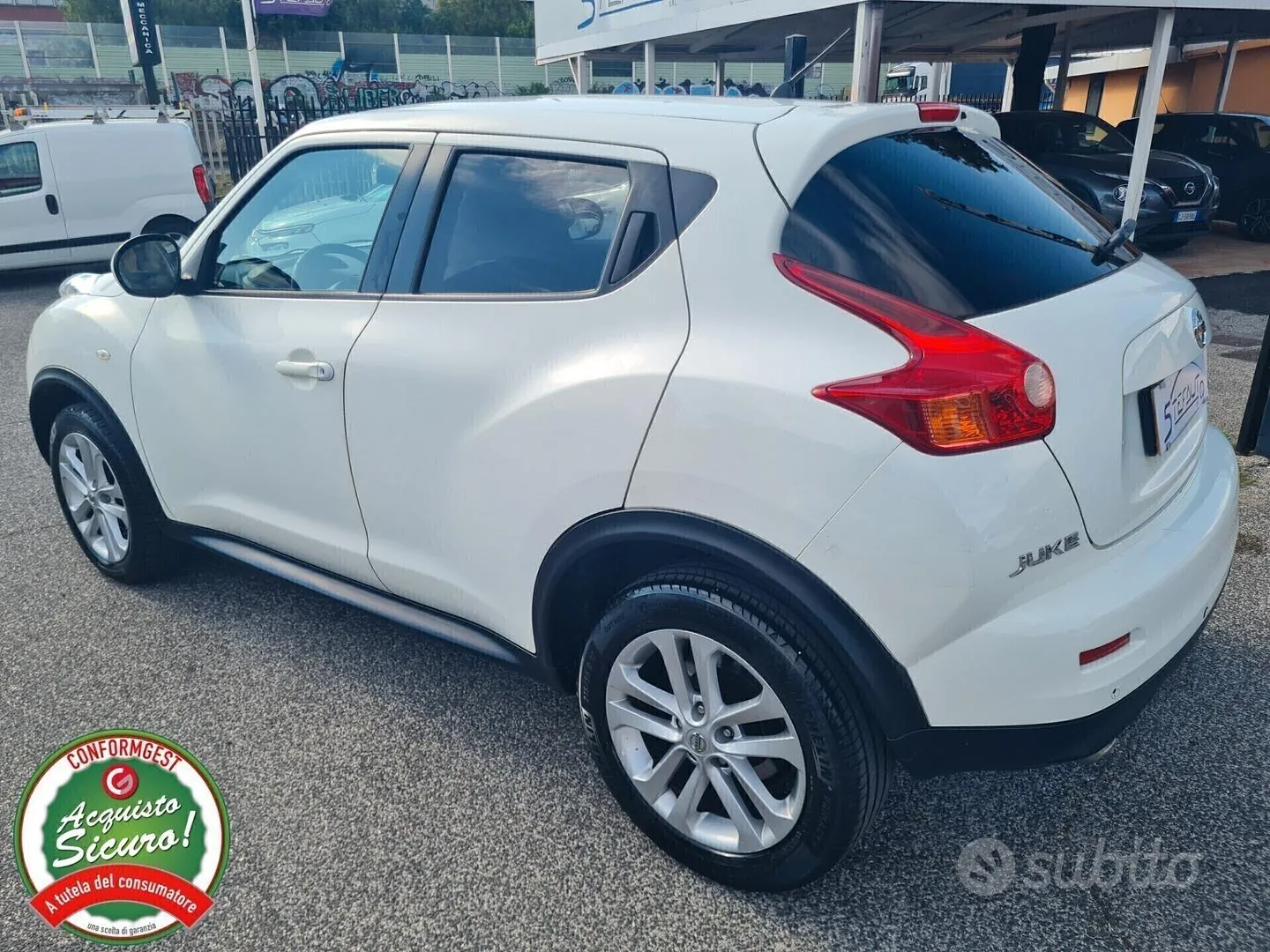 Nissan Juke 2012 photo 4