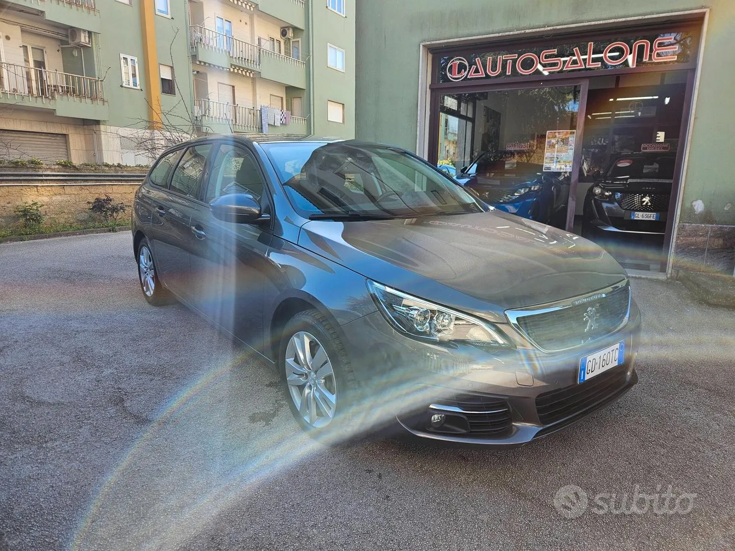 Peugeot 308 2020 photo 2