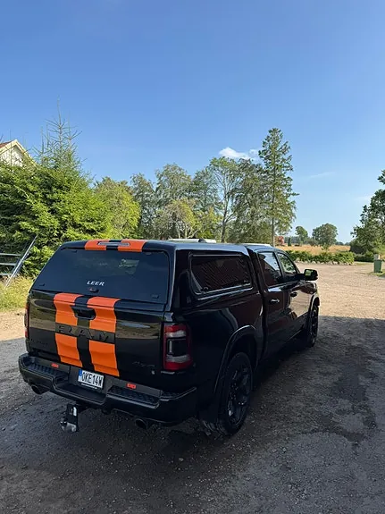Dodge Ram 1500 2022 photo 2