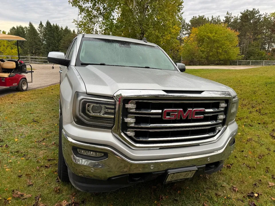 GMC Sierra 1500 2018 photo 2