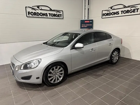 Volvo S60 2011 photo 3