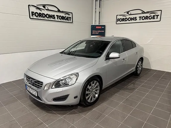 Volvo S60 2011 photo 2