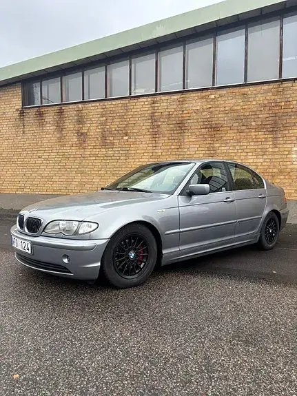 BMW 320I