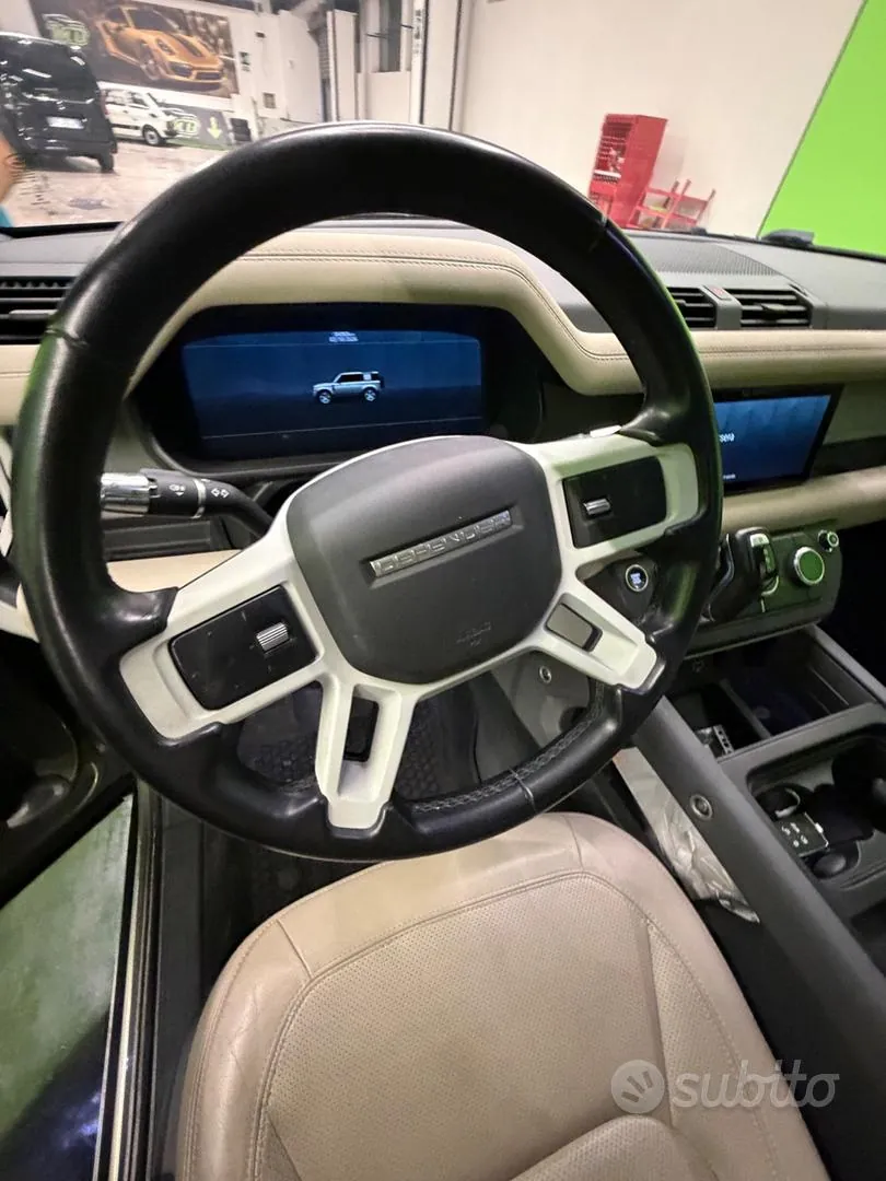 Land Rover Defender 2021 photo 4