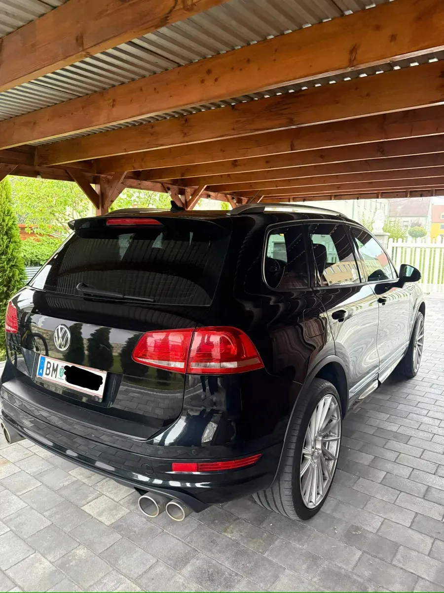 Volkswagen Touareg 2011 photo 3