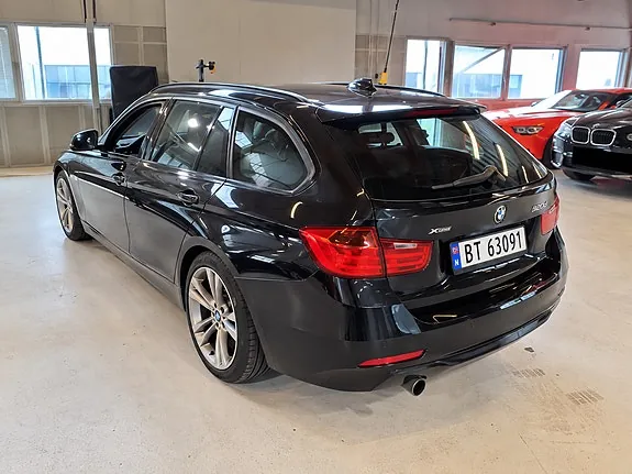 BMW 320D 2015 photo 4