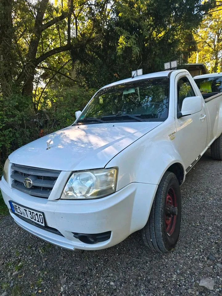 Tata Xenon