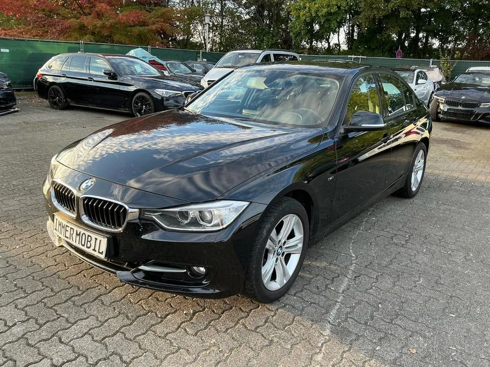BMW 320I