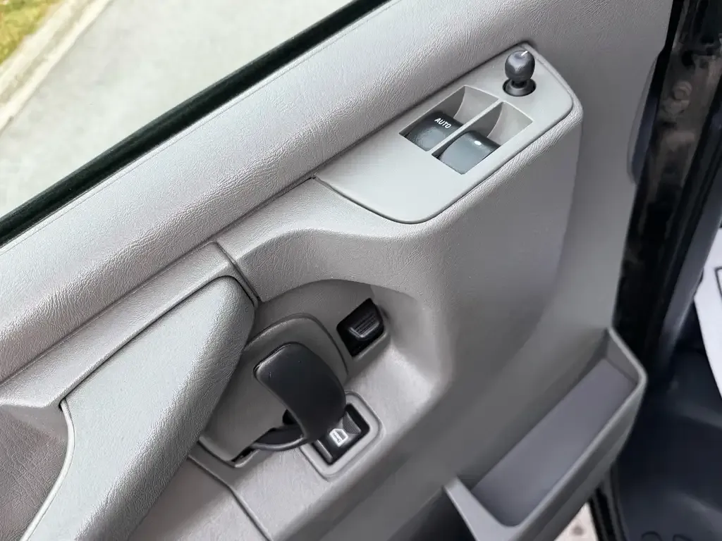 Chevrolet Express 2012 photo 5