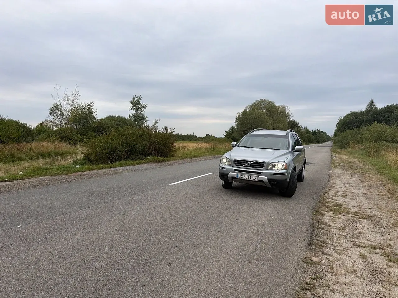 Volvo Xc90 2011 photo 2