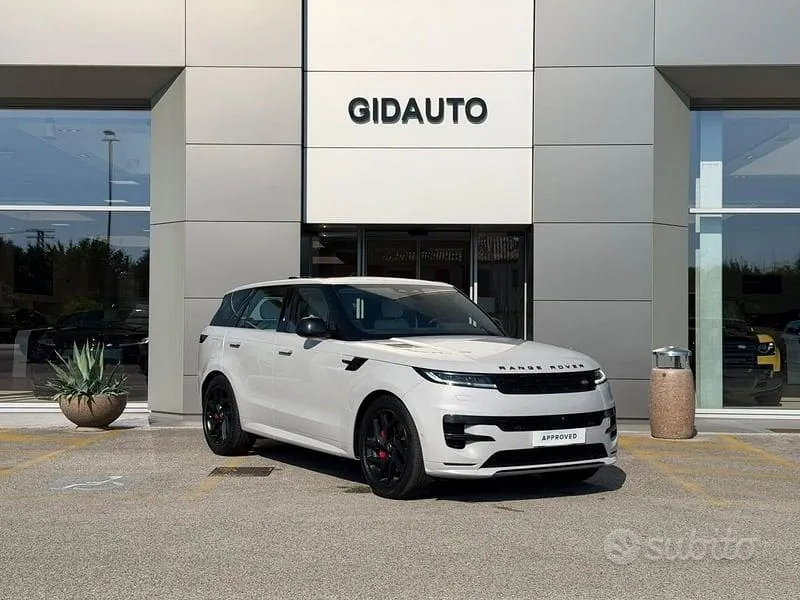 Land Rover Range Rover Sport 2023 photo 2