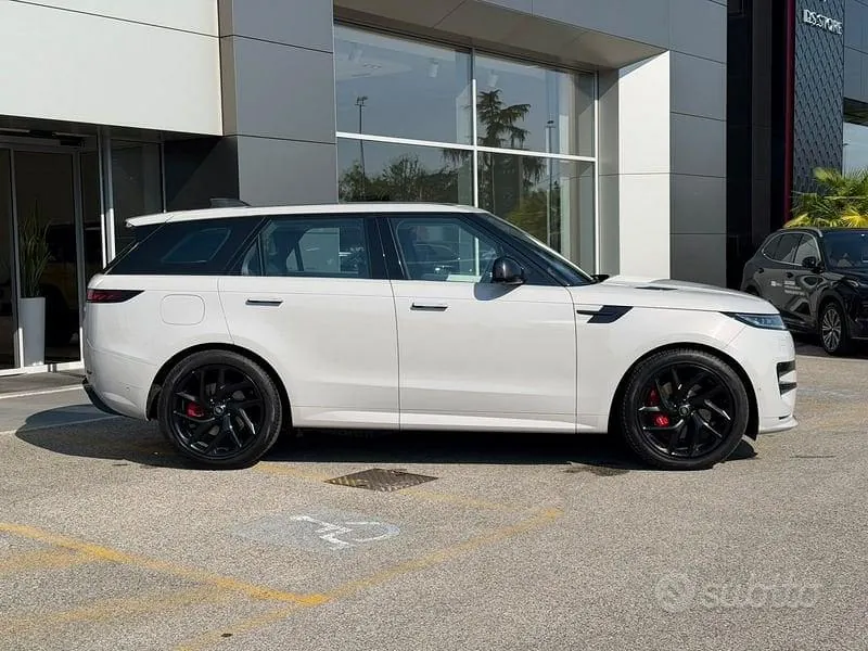 Land Rover Range Rover Sport 2023 photo 5