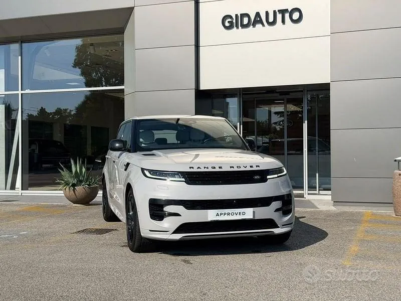 Land Rover Range Rover Sport 2023 photo 3