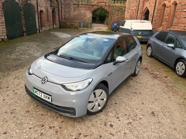 Volkswagen Id.3 2022 photo 3