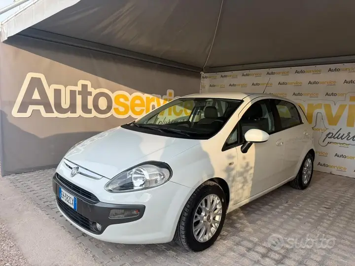 Fiat Punto Evo 2011 photo 3