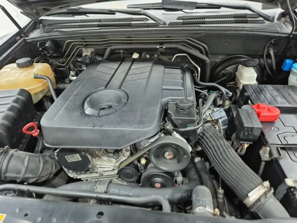 KG Mobility Rexton 2013 photo 5
