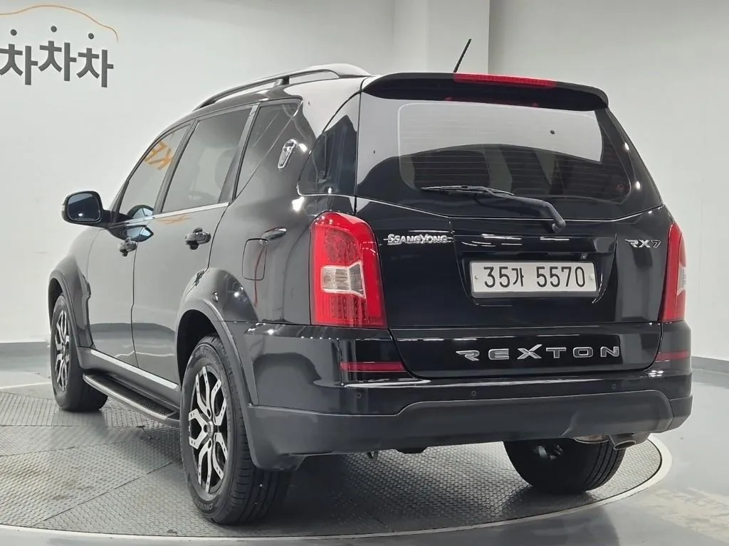 KG Mobility Rexton 2013 photo 2