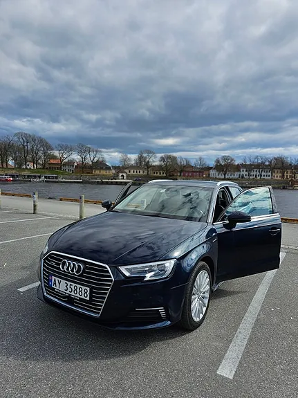 Audi E-Tron 2018 photo 2