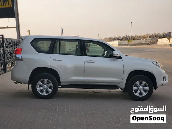 Toyota Prado 2012 photo 4