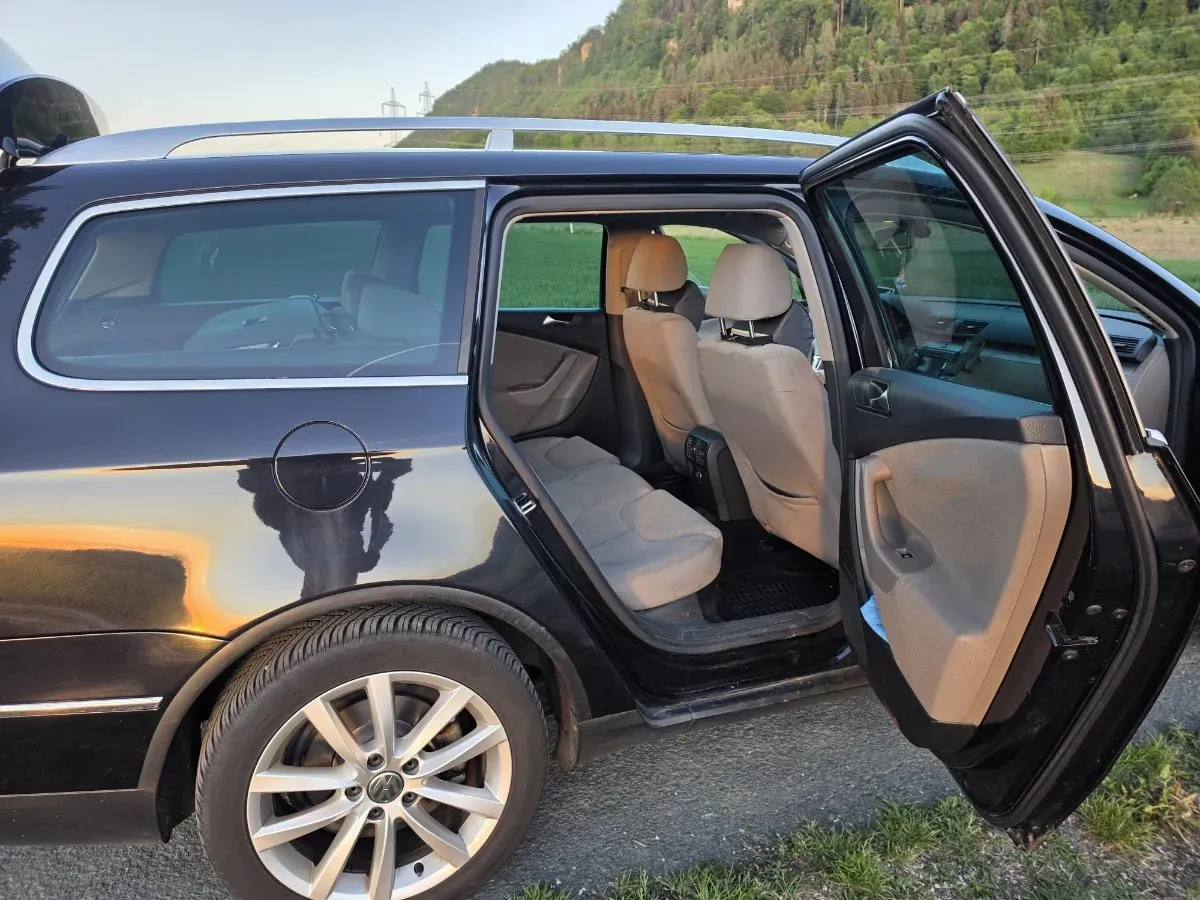 Volkswagen Passat 2010 photo 2