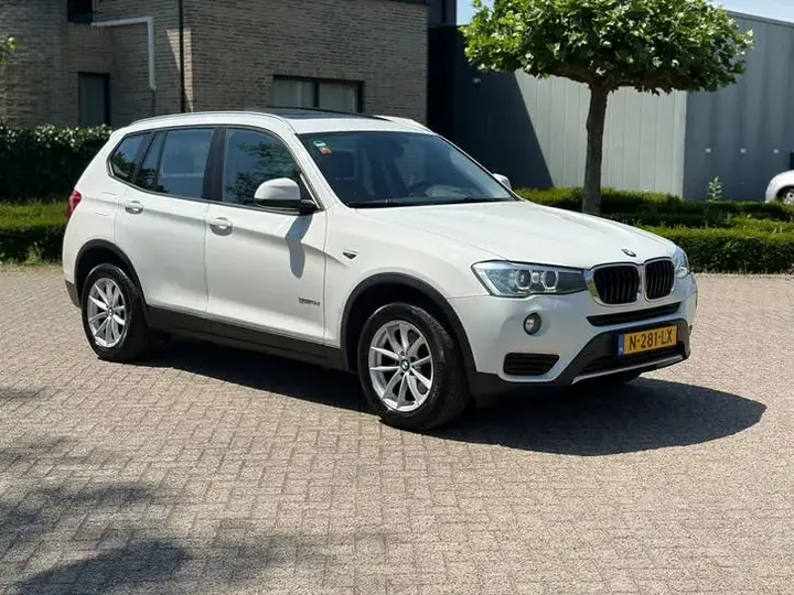 BMW X3 2015 photo 4
