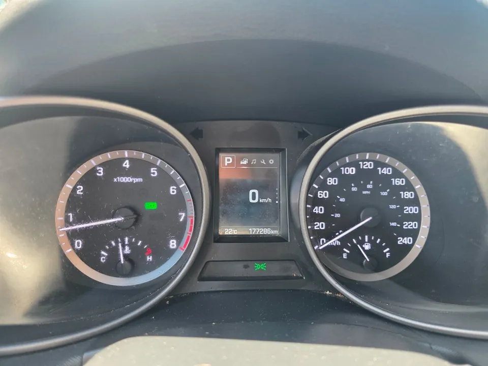 Hyundai Santa Fe 2017 photo 5