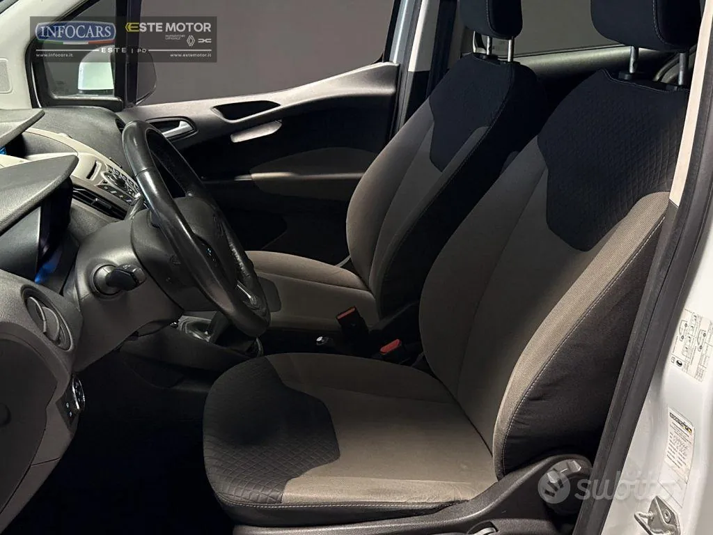Ford Tourneo Courier 2015 photo 5