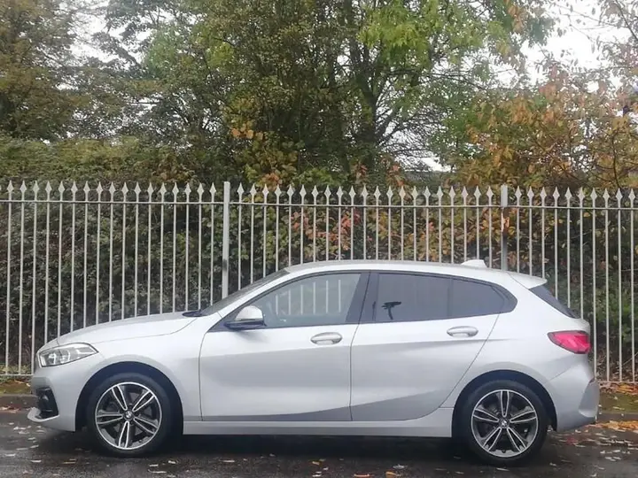 BMW 1 Series 2020 photo 4
