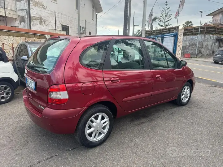 Renault Megane Scenic 2002 photo 3