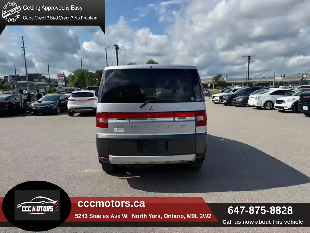 Mitsubishi Delica 2010 photo 4