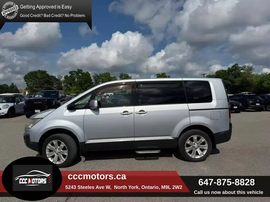 Mitsubishi Delica 2010 photo 3