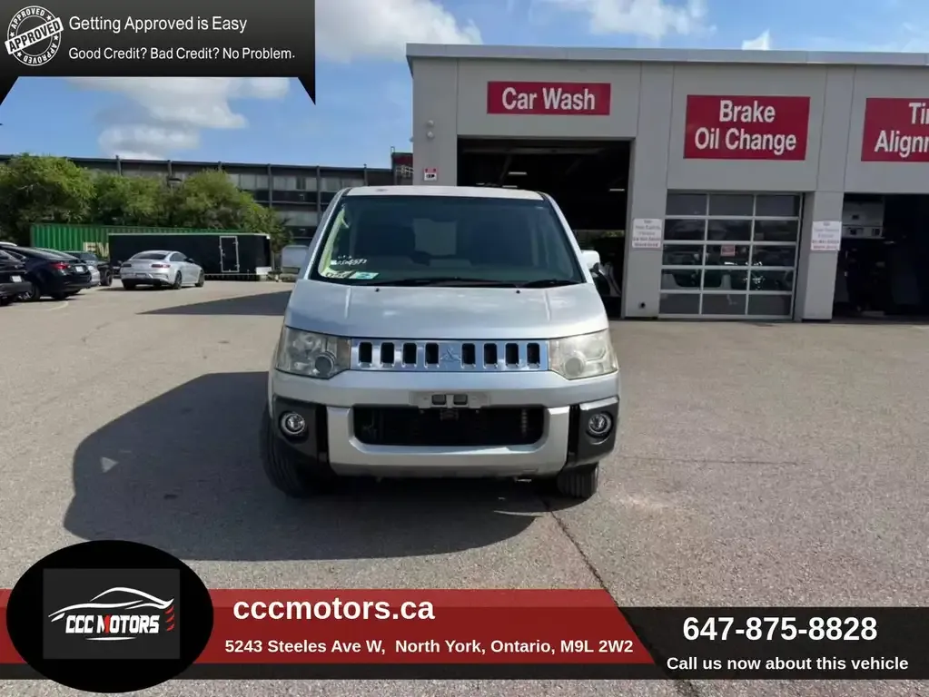 Mitsubishi Delica 2010 photo 2