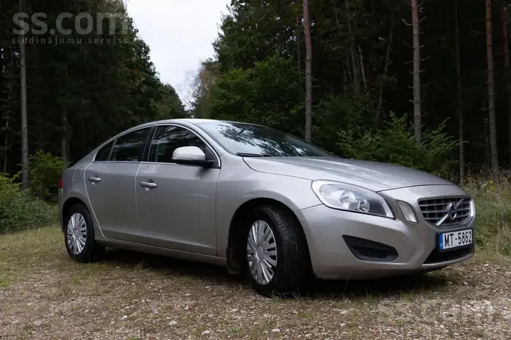 Volvo S60