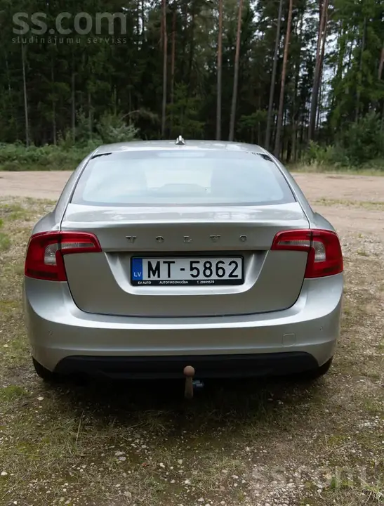 Volvo S60 2012 photo 3