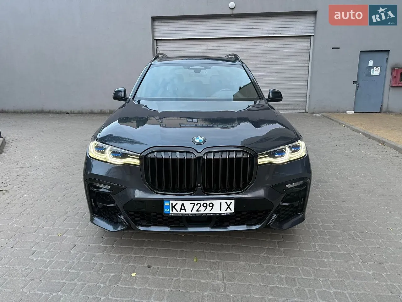 BMW X7 2022 photo 2