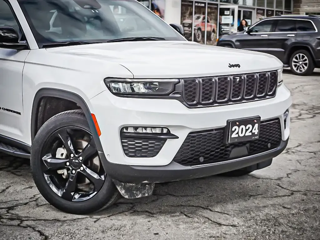 Jeep Grand Cherokee 2024 photo 2